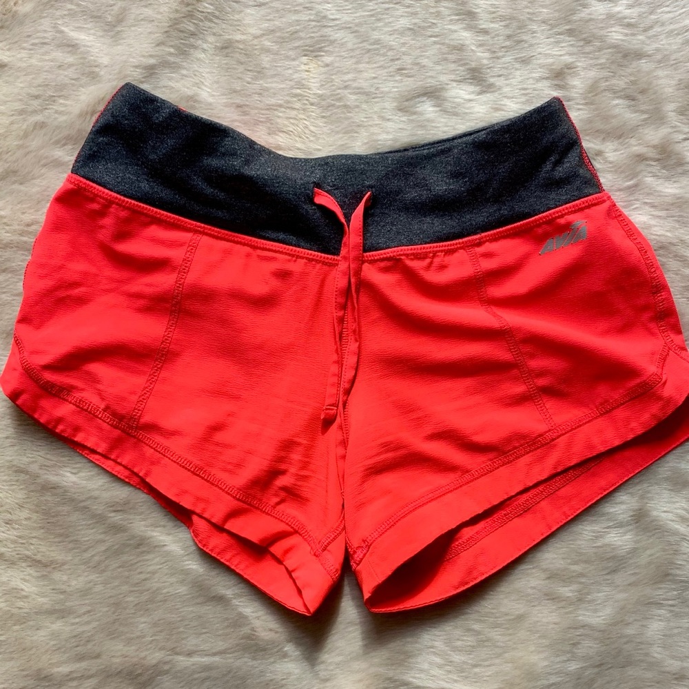 Avia - pink active stretch short. XS